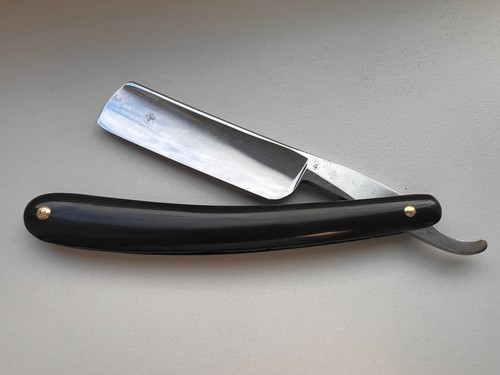Old rench razor nummer - old,