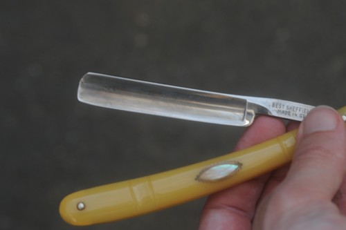 Vintage straight razor made - , in