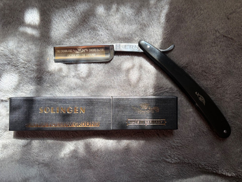 Rasiermesser crown sword - &,