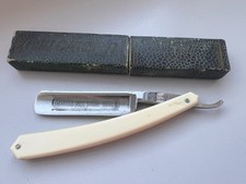 Rasiermesser, Rasoir coupe